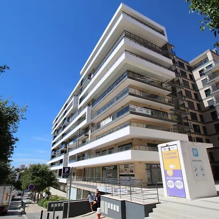 T2 Rocha Prime Sea View Penthouse Portimao