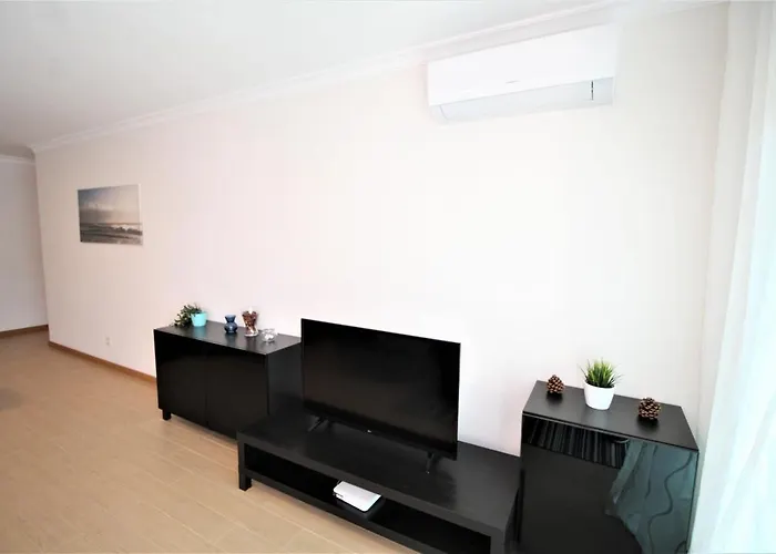 T2 Rocha Prime Sea View Penthouse *