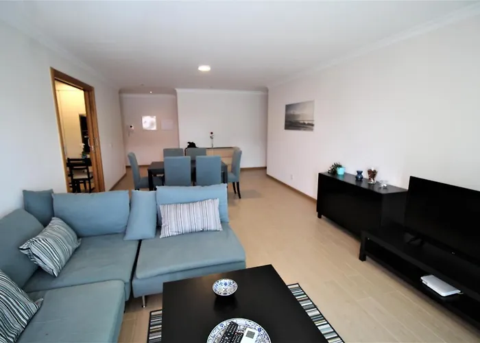 T2 Rocha Prime Sea View Penthouse Daire Portimão