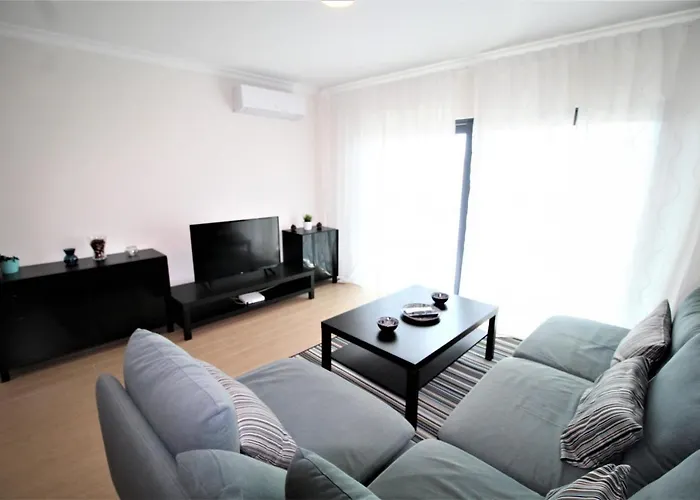 T2 Rocha Prime Sea View Penthouse Daire *