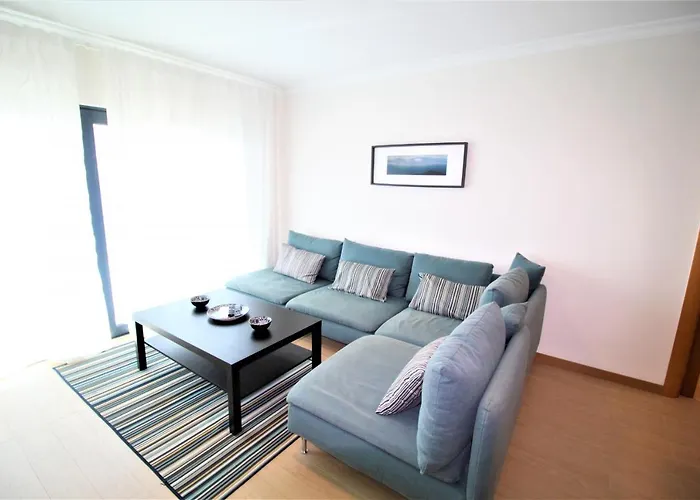 T2 Rocha Prime Sea View Penthouse Portimão