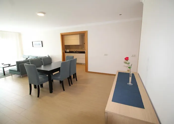 T2 Rocha Prime Sea View Penthouse Portimão