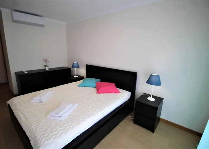 T2 Rocha Prime Sea View Penthouse *