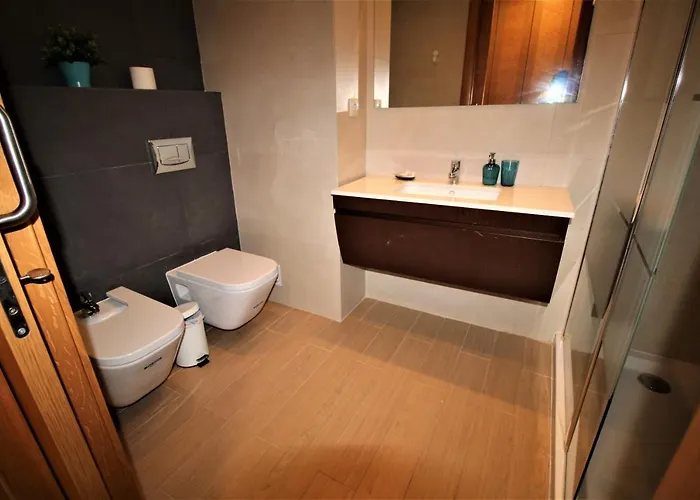 T2 Rocha Prime Sea View Penthouse Daire Portimão